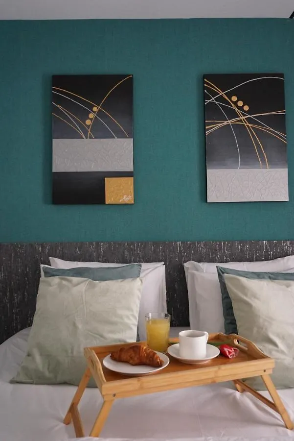 Korzo Suites Paceville San Giuliano 0*,